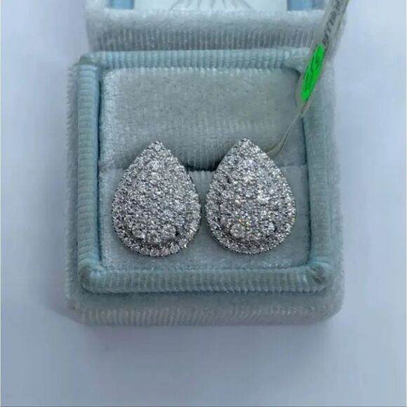 Tear Drop Pear Diamond Earrings - Picture 4 of 6